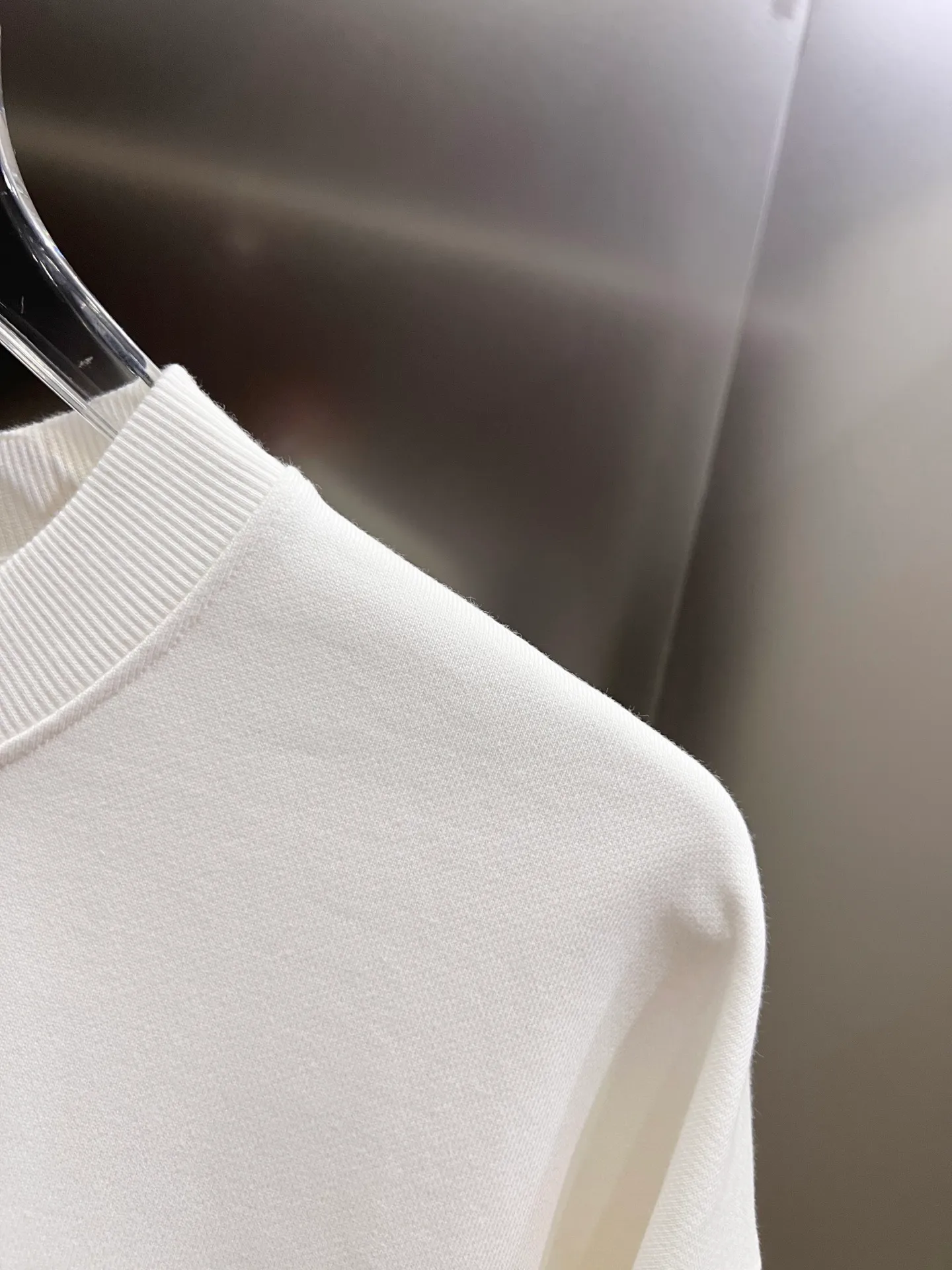 🅿️260 CH Crow 2025 autumn and winter new round neck long-sleeved sweatshirt, cross foam technology + Middle Eastern Australian diamond design technology, the real thing is great🔥Same style for men and women, loose version, size S M L XL XXL five sizes black white